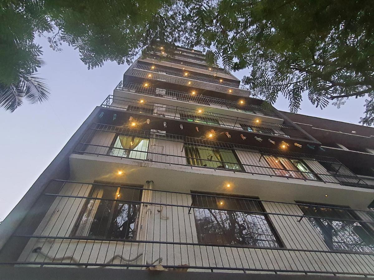 Osi Apartments Khar West 뭄바이 외부 사진
