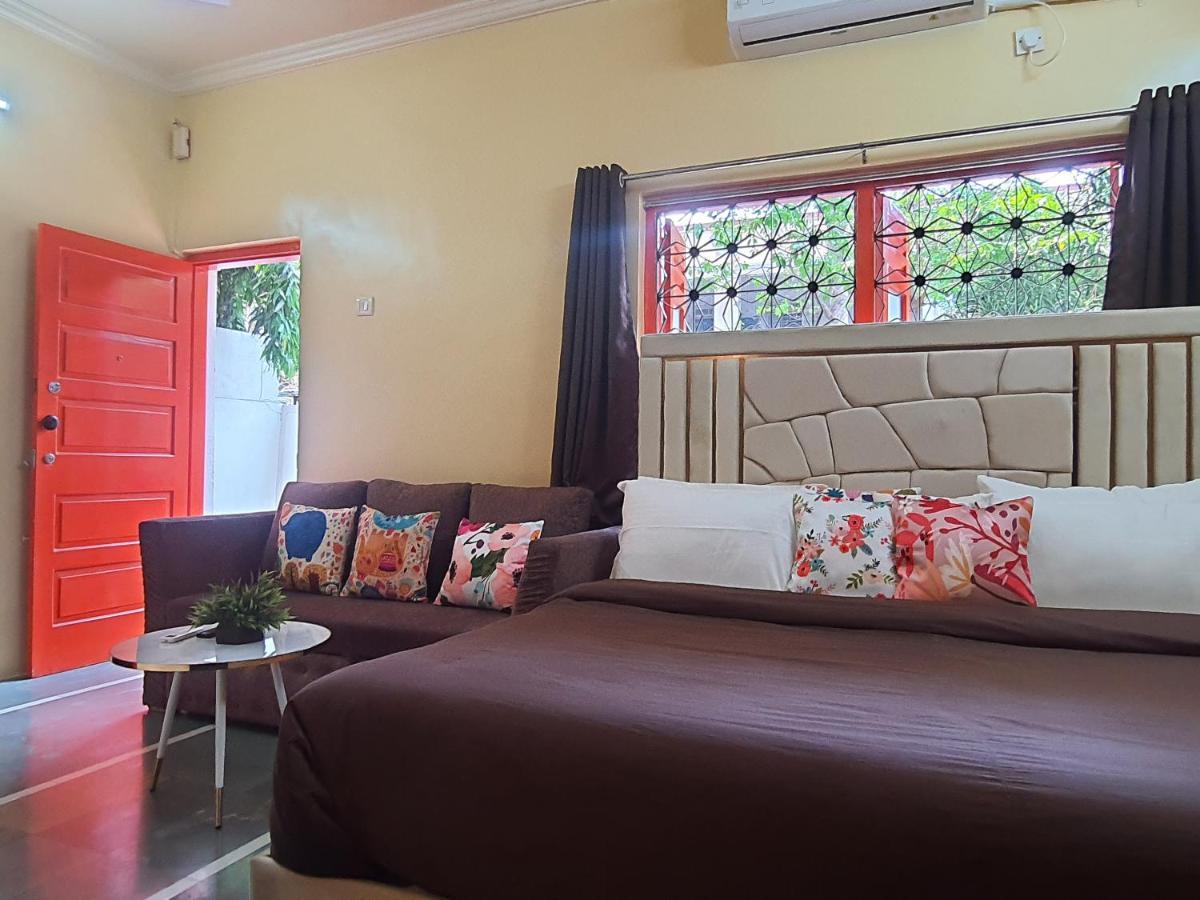 Osi Apartments Khar West 뭄바이 외부 사진
